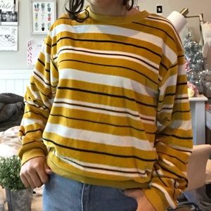 urban outfitters striped sweater 😍